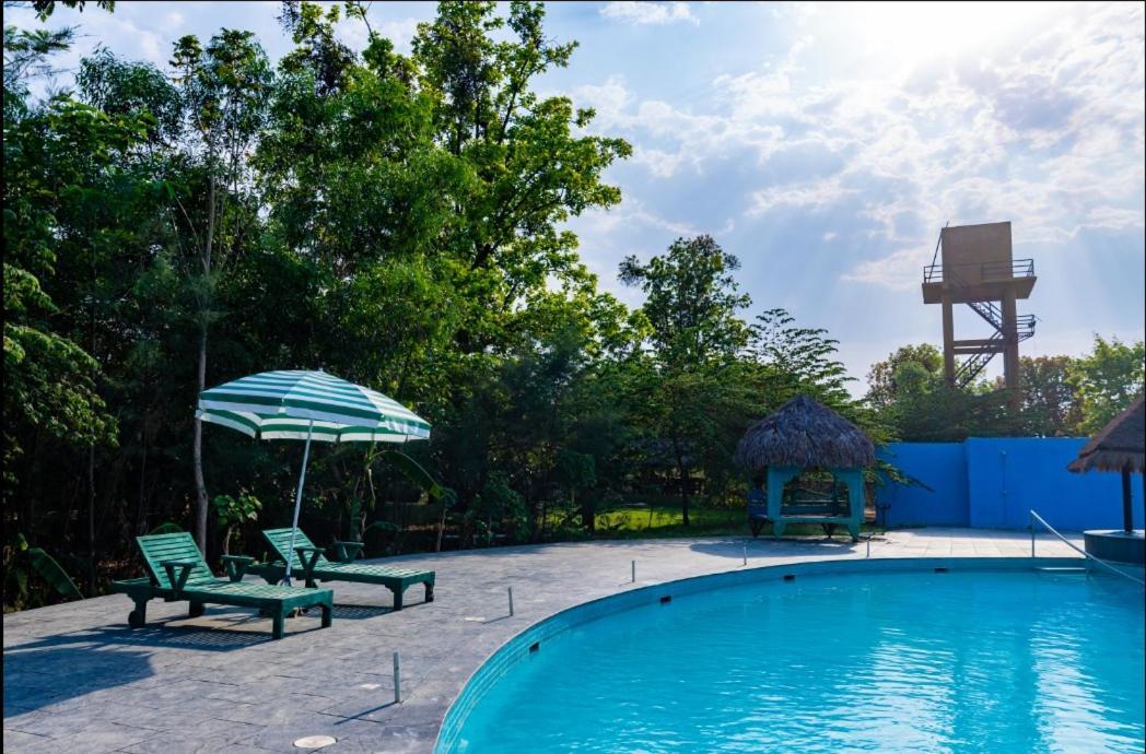 Hotel Mayur The Karma Seoni  Zewnętrze zdjęcie